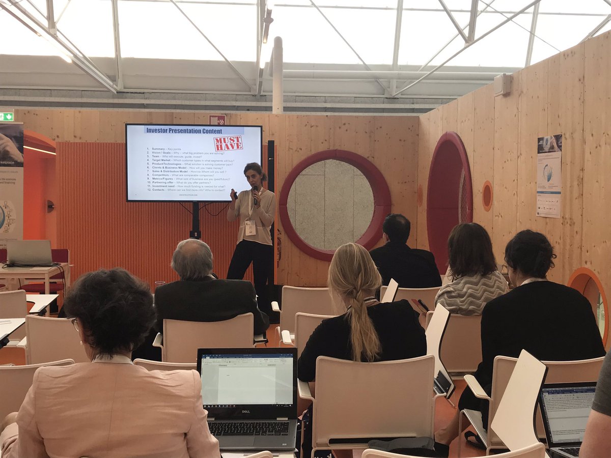 UtileProject's tweet photo. The coaching session is started #utileproject helps the participants on how to pitch projects in front of the investors! https://t.co/cDOLdxiggH