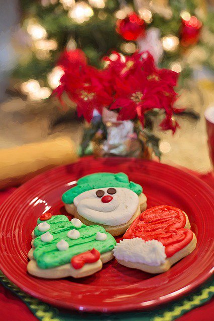 Red dinner plates in restaurants - we don't like to eat from red plates so we're not served on them! (Maybe just at #xmas!) 
#behaviouraleconomics