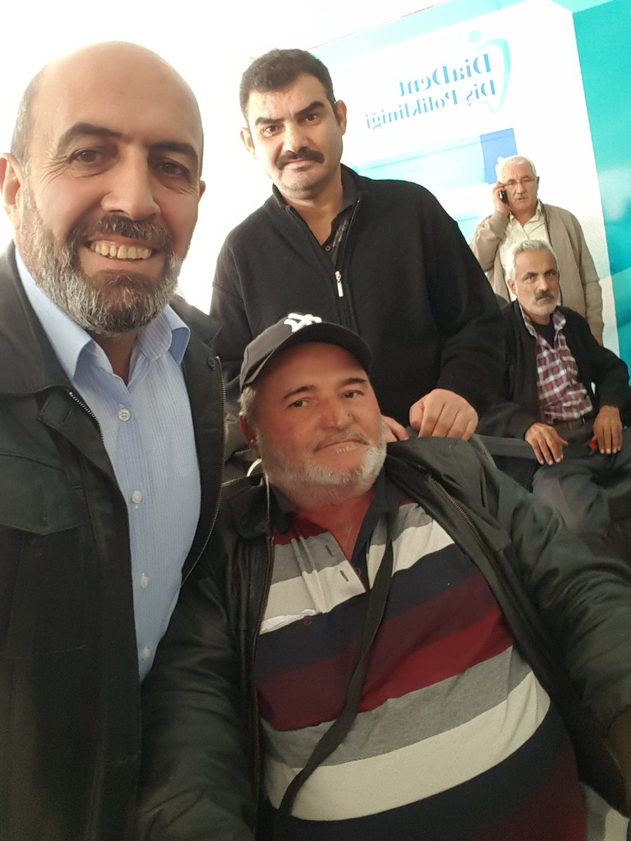 hakandnzakprti's tweet photo. Ak parti Sincan belediye meclis üyesi Mehmet Yıldırım abimizin #Aident Ağız dis sağlığı merkezi açılışına katıldık. Hayırlı olsun bol bereketli kazançlar diliyorum. https://t.co/9ezHOF729t