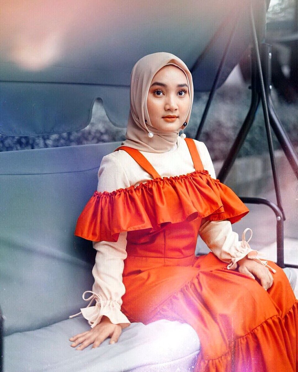 Oleh2 dari <a href="/FatinSL/">Fatin Shidqia Lubis</a> 😍Thanks yach u/ fotonya 🙏#FatinJingga @AufahA @waff_al <a href="/FatinisticYusni/">Yusni</a> <a href="/matSL_/">matSL</a> <a href="/SubonoAW/">Subono Andi Wibowo</a> <a href="/jumidina/">my fayo 4ever</a> <a href="/Lyanie16/">Lyanie</a> <a href="/mi_umik/">Umi kalsum</a> <a href="/aliya_er172/">rohmatul aliya</a> <a href="/Yunipati4/">Yunipati</a> <a href="/bee_afra/">afra</a> <a href="/hany2297/">Hany Seftiyana</a> <a href="/Fatinistic/">Fatinistic OFFICIAL</a> <a href="/m_abichafas/">M.abichafas</a> <a href="/Dhimaz_sotta/">Dhimaz sotta</a> <a href="/Zahrahmaulia/">yayaa</a> <a href="/Sekar28Sekar/">Sekar Putri Anjani</a> @tantrierahmaf <a href="/SwaramudaBDG/">SWARAMUDA FM</a>