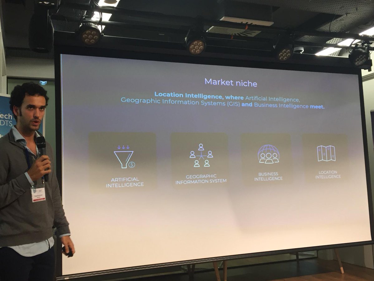 TechTourHQ's tweet photo. Now presenting, Geoblink! A location intelligence app unifying information for making critical business decisions. Based on geolocating, it provides extensive data for businesses to obtain valuable insights about their clients. @Geoblink #DTSL18 https://t.co/L3FmaGRU5V