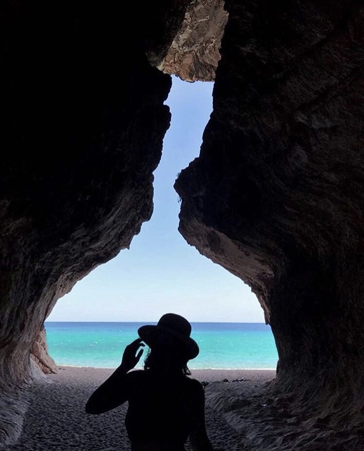 TeamSarda's tweet photo. Welcome to #Sardegna #Sardinia #Sardinien 🌸🌴☀
•
#blue and #turquoise 
•
📷  1 (#SpiaggiaDiPiscinas) +2 (#Poetto) riccardocasu / 3 (#CalaLuna) estibalihuxley #gooutside #natur #MEDITERRANEA #Italy #ocean #feelfree #myisland #canoe #Europe #sports #holiday #watersport https://t.co/W4tOnbWsk4