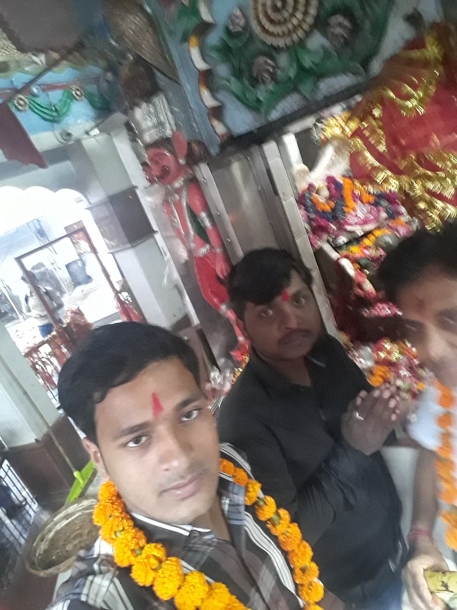 RahulJa85175111's tweet photo. #जय_माता_दी
#नवरात्रि_के_पहले_दिन #माँ_के_दर्शन_करने_का #सौभाग्य_प्राप्त_हुआ https://t.co/y9hmn0ZkVy