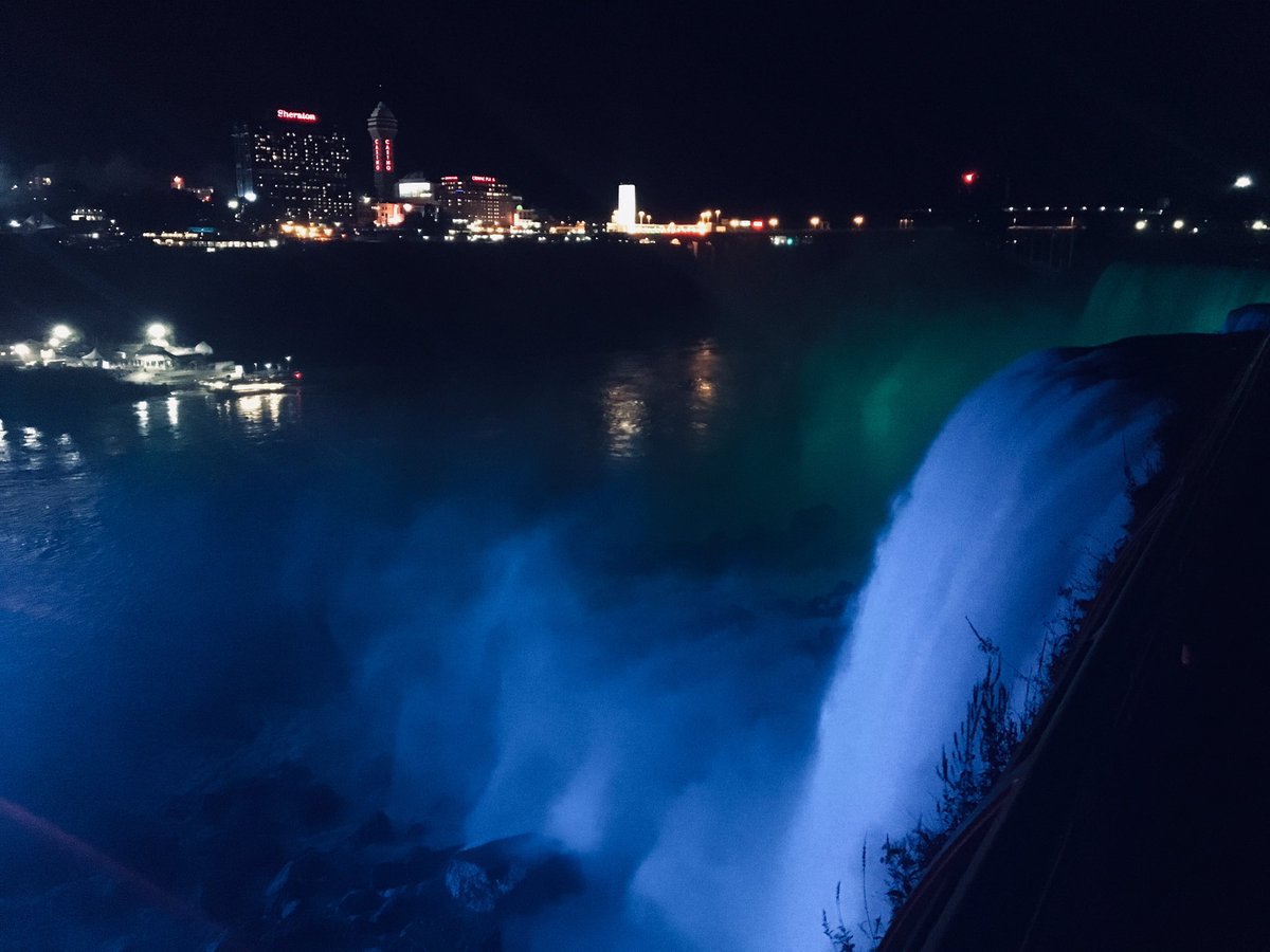 matthewrivaldi's tweet image. Niagra Falls last night was a beautiful backdrop to three days of Open Educational Resource learning at #OpenEd2018. Tune in on Thursday for the @sdce @sdccd presentation on Diffusing OER Adoption. #TransformingLives #OER @SDCEPresident sites.google.com/workingbusines…