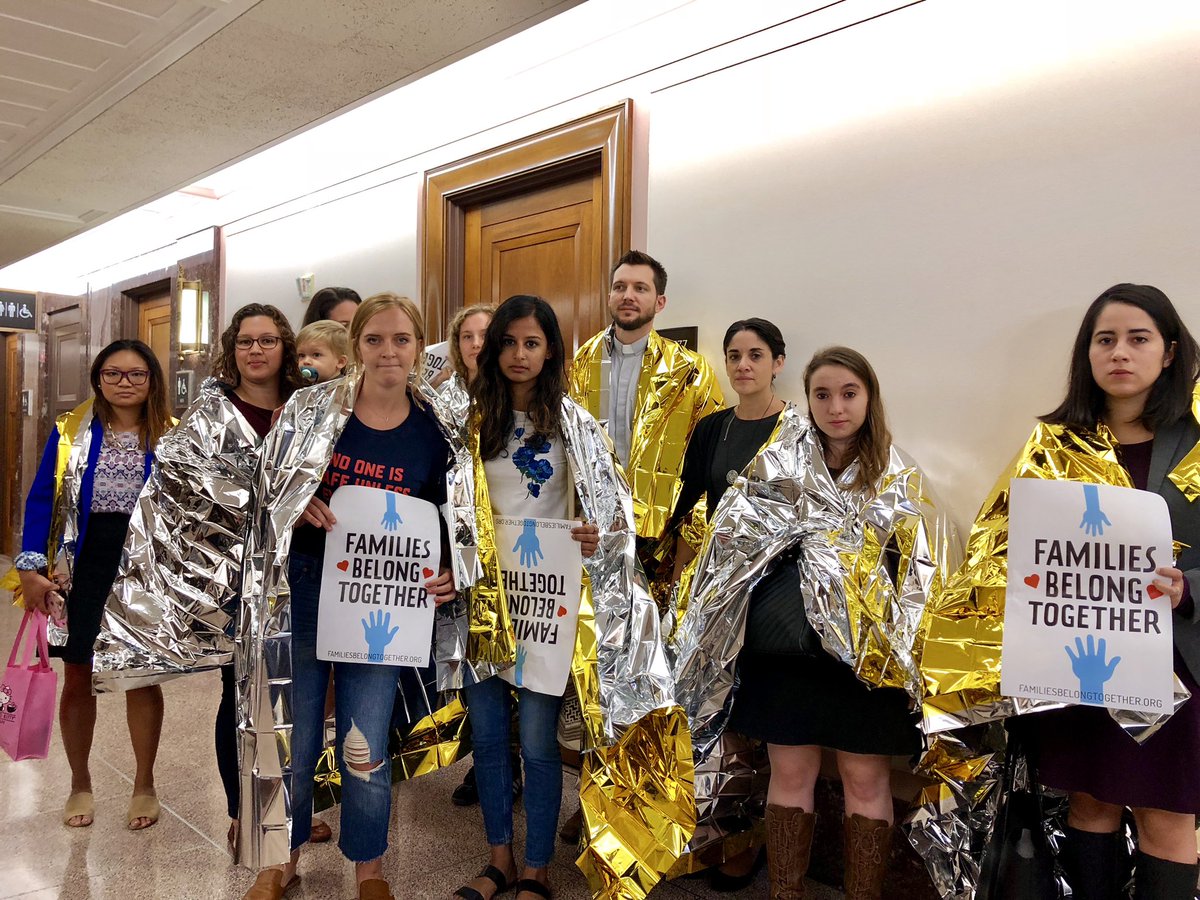 fams2gether's tweet image. Walked out on @SecNielsen at today’s #HSGAC hearing — she has yet to be held accountable for creating a crisis that: 
✔︎ Ripped thousands of families apart
✔︎ Put kids in dangerous conditions
✔︎ Is ongoing, with families still waiting to be reunited 

#NielsenResign