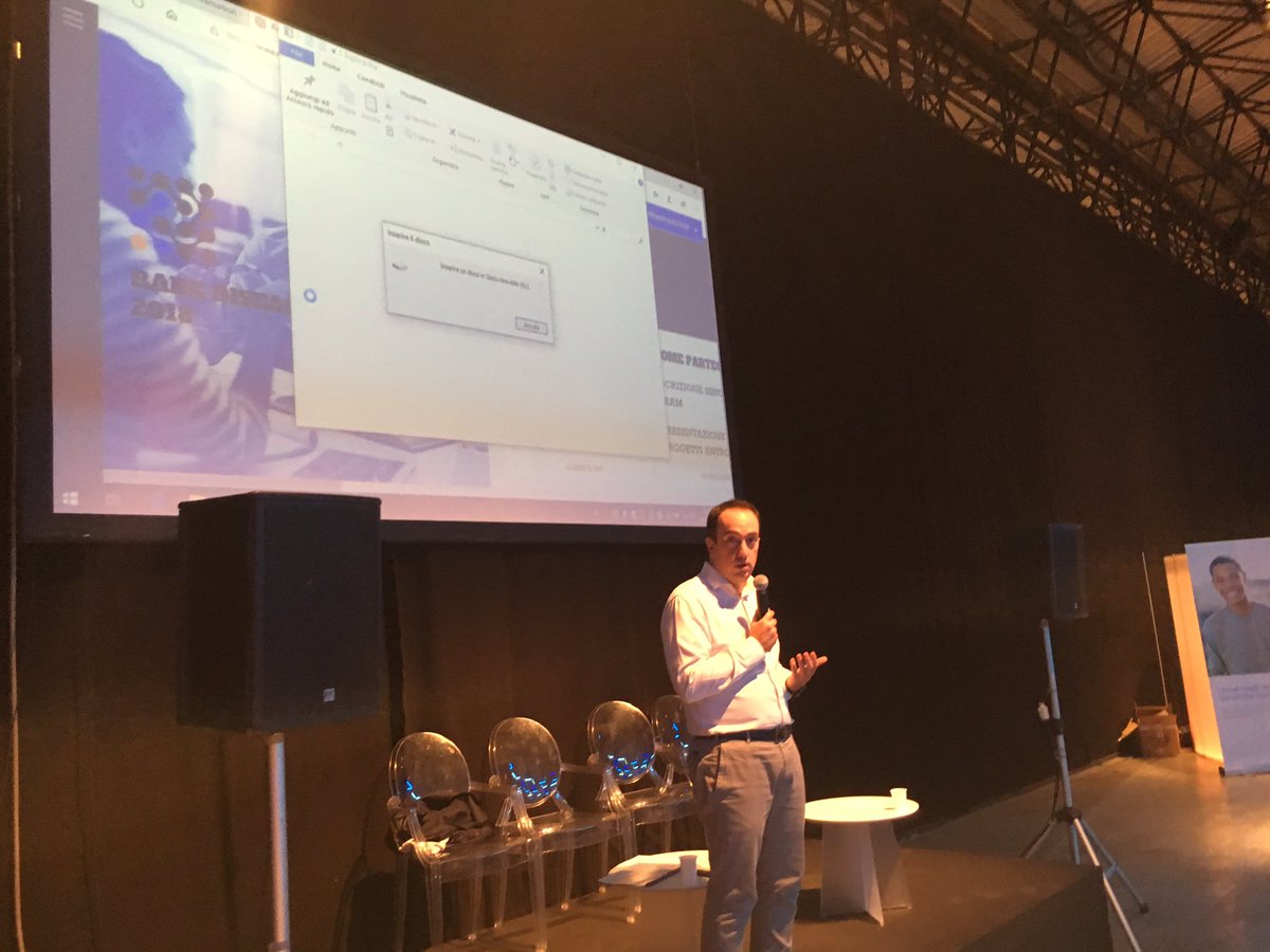 pranista's tweet photo. #RareHack2018 Rare Disease Hackathon 2018 prosegue con organizzazioni pazienti, hackers, studenti. @aiponlus @APWItaliaOnlus @uniamofimronlus sul palco @Shireplc dedicato a innovazione e #malattierare https://t.co/0vTMybdCH0