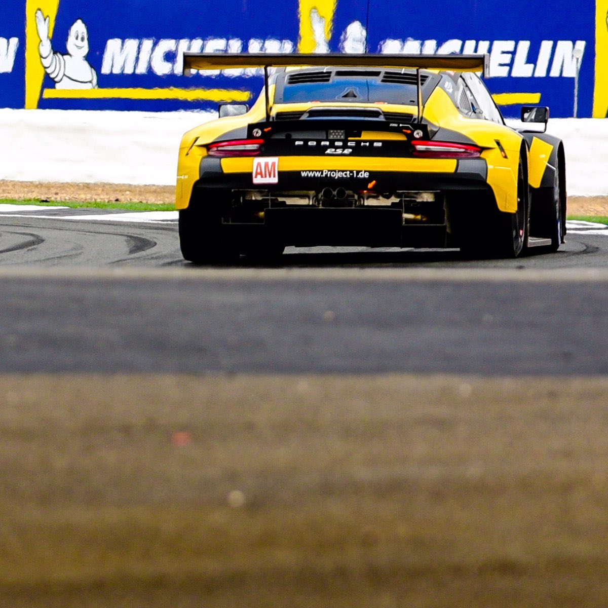 Vain_97's tweet image. Loving this replica design by @FTR_Phoenix. Go get it downloaded! #Porsche #TeamProject1 #Forza7