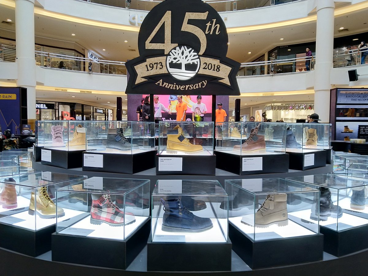 HypeMY's tweet photo. #TimberlandMY just celebrated their 45th anniversary. Congrats!
#MYTIMBS
#TBLMY45 https://t.co/dvcFvgGyRr