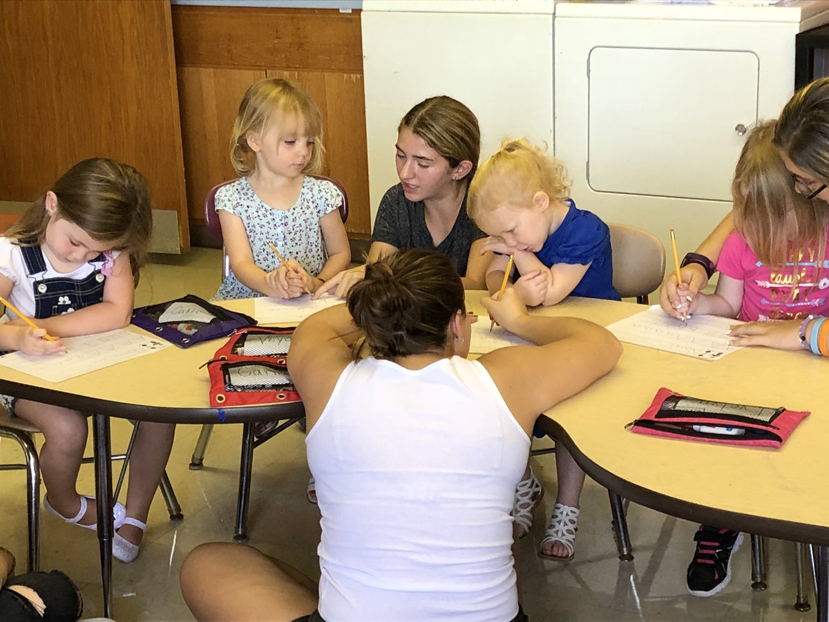 FHSPreschool's tweet photo. Everyone loves Story Time and learning how to write letters! https://t.co/CRscqxUva5