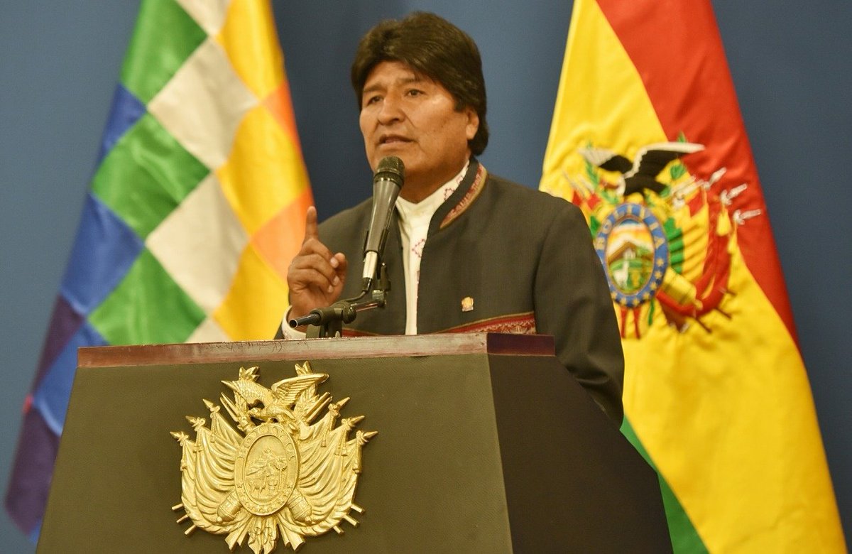 Después de hacer una evaluación económica, se ha determinado que el crecimiento de #Bolivia a junio de 2018 fue de 4,61 %, por lo que está garantizado el segundo aguinaldo como justo reconocimiento a los trabajadores de Bolivia. Este beneficio es para el sector público y privado.