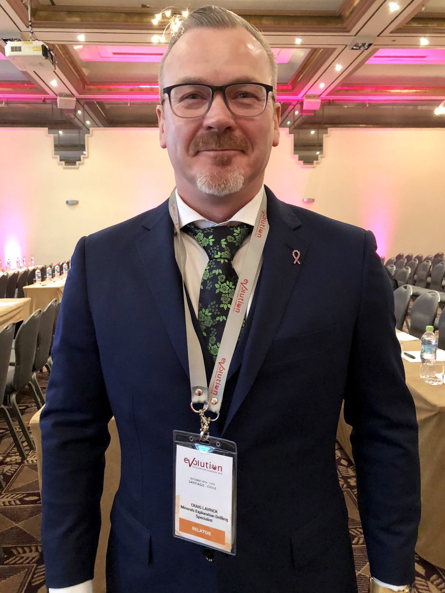 digSolutionsLLC's tweet image. 🇨🇱 A comprehensive start to Day One of ‘Evolution’ Chile Explore Congress 2018.🇨🇱 
#chileexplorereport #porphyry #geologists #rocklickers #evolutionchileexplorecongress #mineralsexploration #hotelsantiago #wedig #wetravel #digsolutions