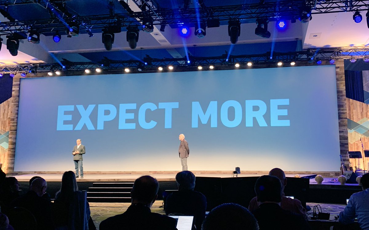 davidmdavis's tweet photo. Now @Commvault CEO, Bob Hammer, and COO, Al Bunte, take the stage at #CommvailtGO #TFDx https://t.co/Ug3yR2g2c5