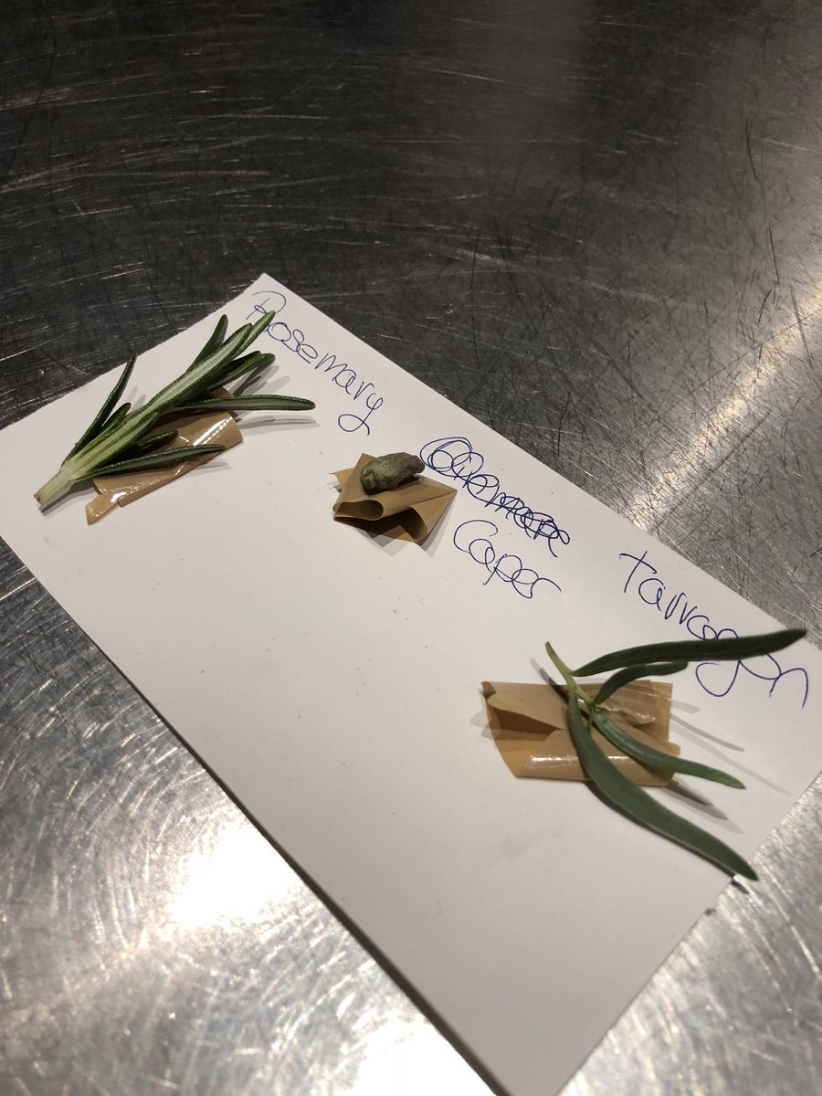 Masterclass of garnishes for G&amp;T happening NOW at <a href="/sabor_ldn/">Sabor</a>