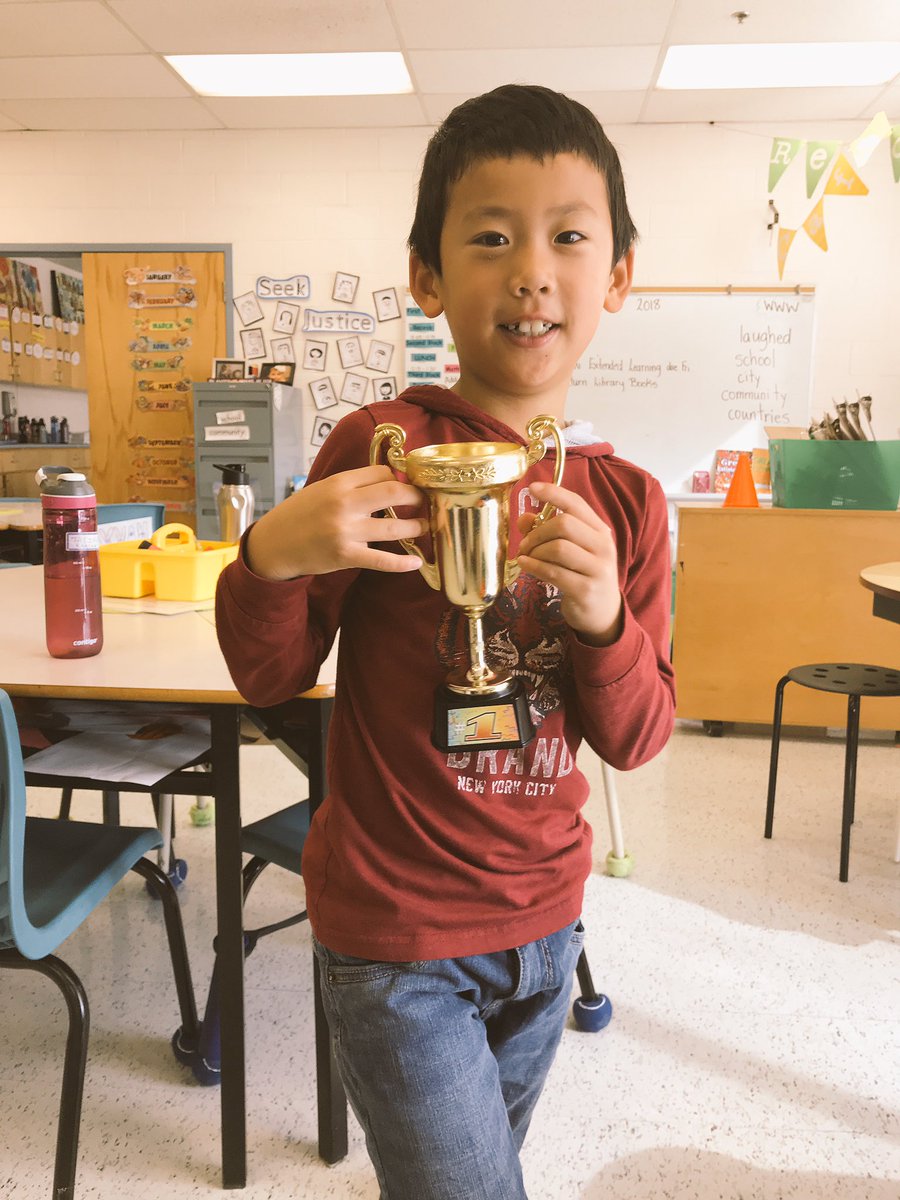 MrsDoakSTM's tweet photo. Two more Owl Readers have won the trophy! Great job reading at home! 📚👍🏻 @ThomasMoreOCSB #literacyeveryday https://t.co/Vqaaqd9Hlg