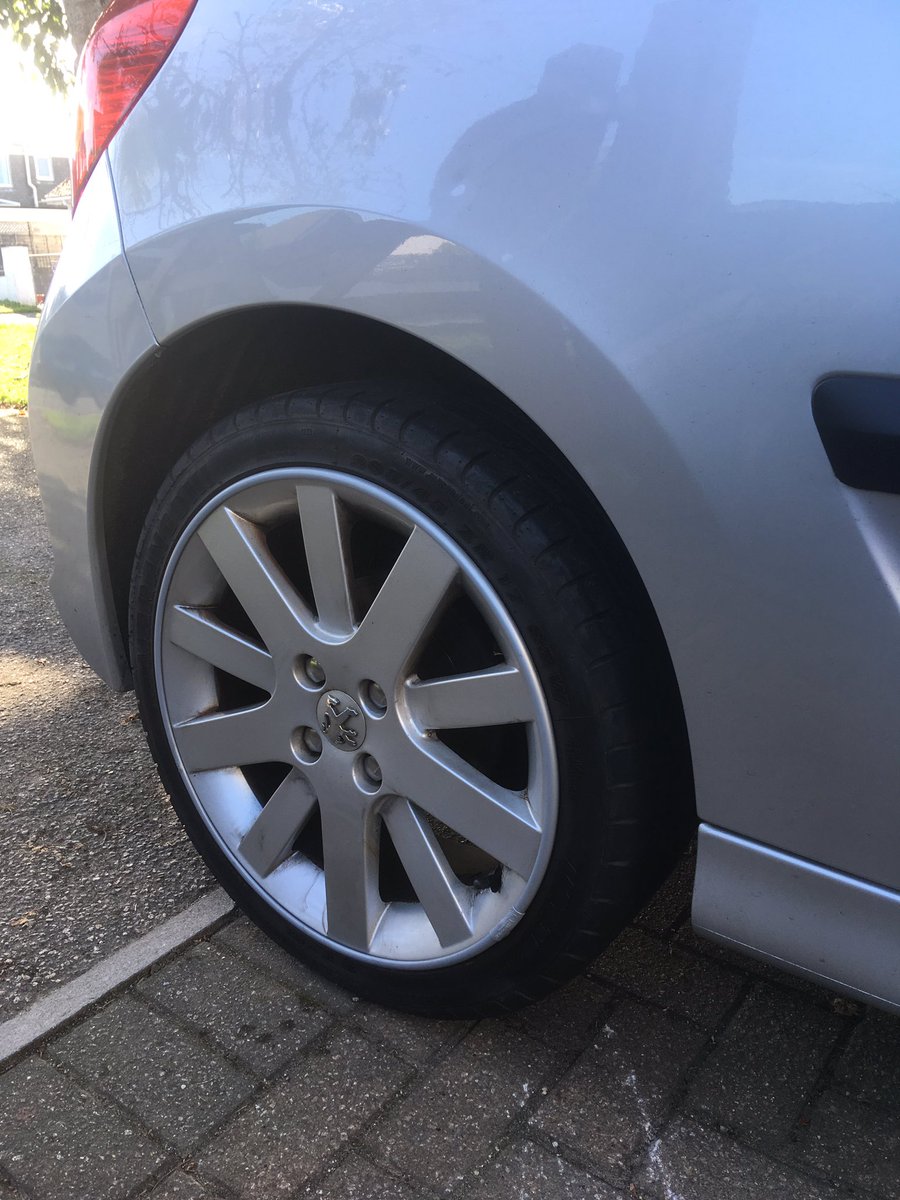 ValetKernow's tweet photo. WHEEL WEDNESDAY 
#kernowvalet #alloygator #protectyouralloys https://t.co/Db71fL3E6J