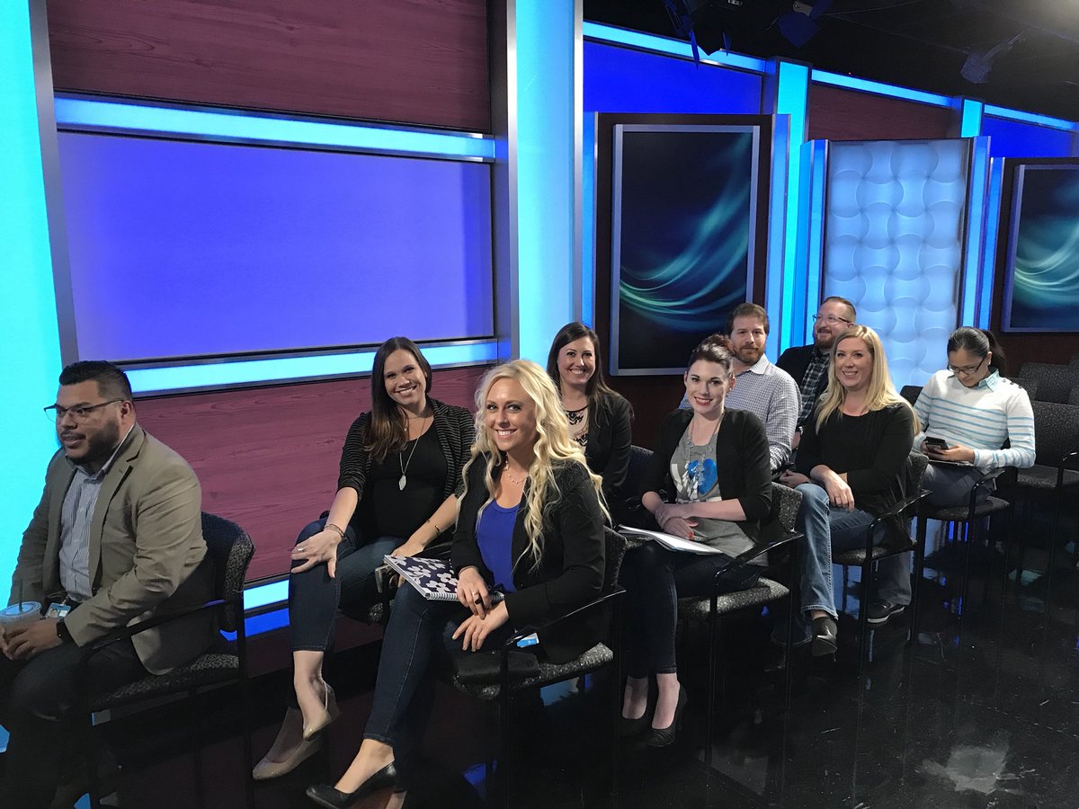 LJKraynak's tweet image. Studio audience is ready to hear from JVB! #MDPAlumni