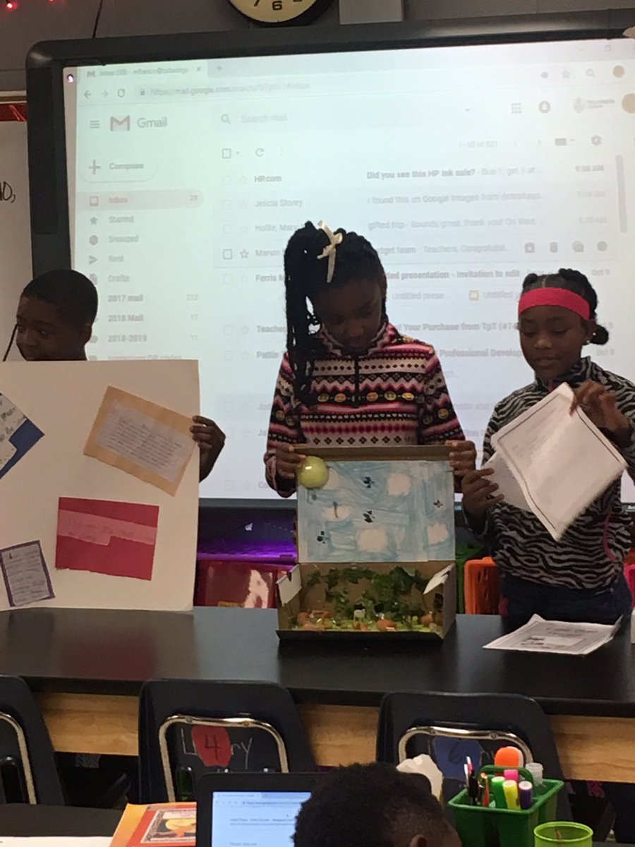 Hes_prin's tweet photo. They wanted me to see their presentations, so I changed my schedule to see them!! Awesome job guys and gals!! #Hesrocks #lovekids #engage https://t.co/Hx5oBbOrT5