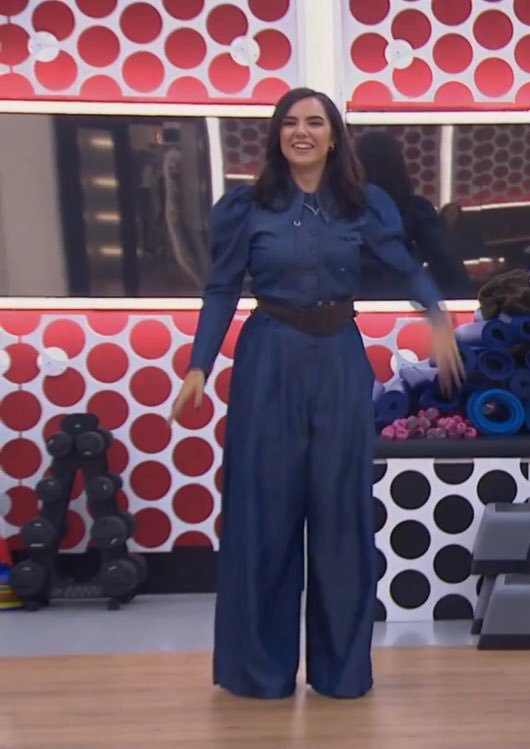edoblej_'s tweet photo. cuanto tienes gala a las diez y grabación de downton abbey a las once #OTDirecto10OCT #OT18Gala3 https://t.co/ypieWDCXwM