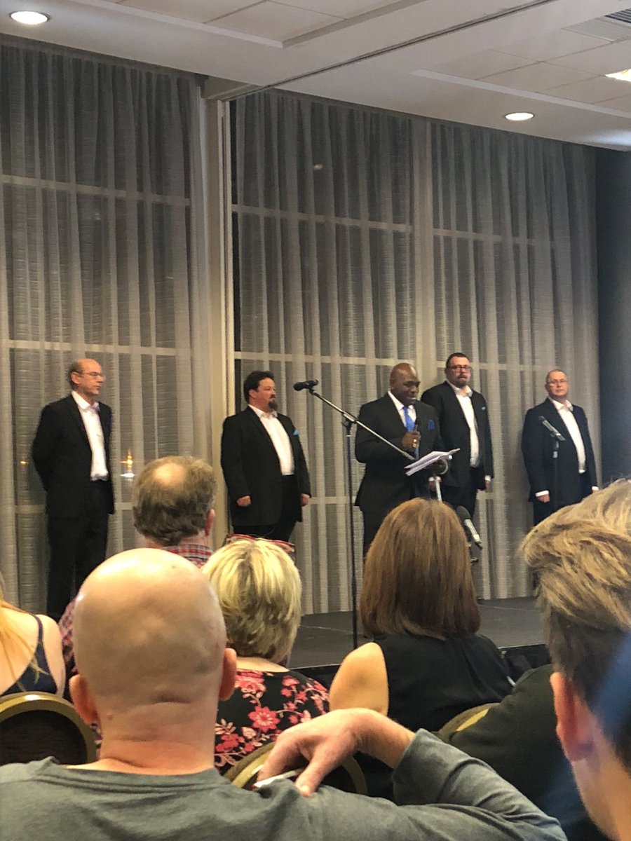 CLKirklees's tweet image. Absolutely brilliant performance by MensTalk! #WorldMentalHealthDay #kirkleesmentalhealth