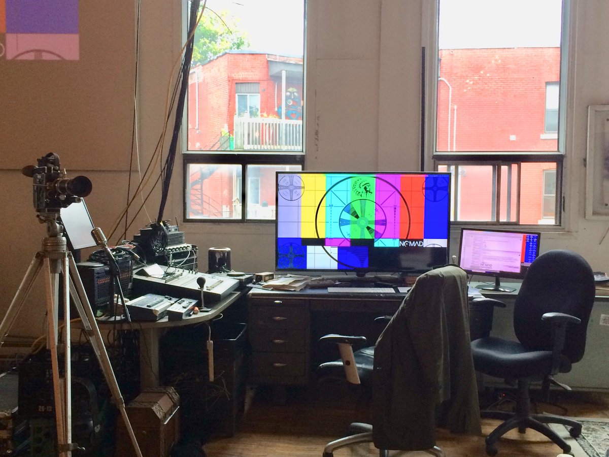 Chachanine's tweet photo. Digital Co-working production studio Nomad Nation #labcmowee #AoIR2018 https://t.co/7jsLlzHUwd