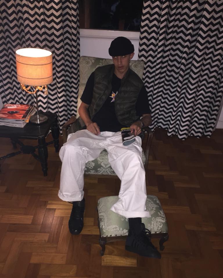 VOU TRAZER O SORRISO DA MINHA RAINHA