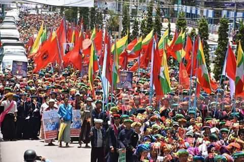 UN , OIC , ICC...အလိုမရိွ
႐ွမ္​း​ေတာင္​ပိုင္​း 
တပ္​မ​ေတာ္​ 
​ေထာက္​ ခံ ပြဲ ႀကီး
စ​ ​ေန ၿပီ..

.