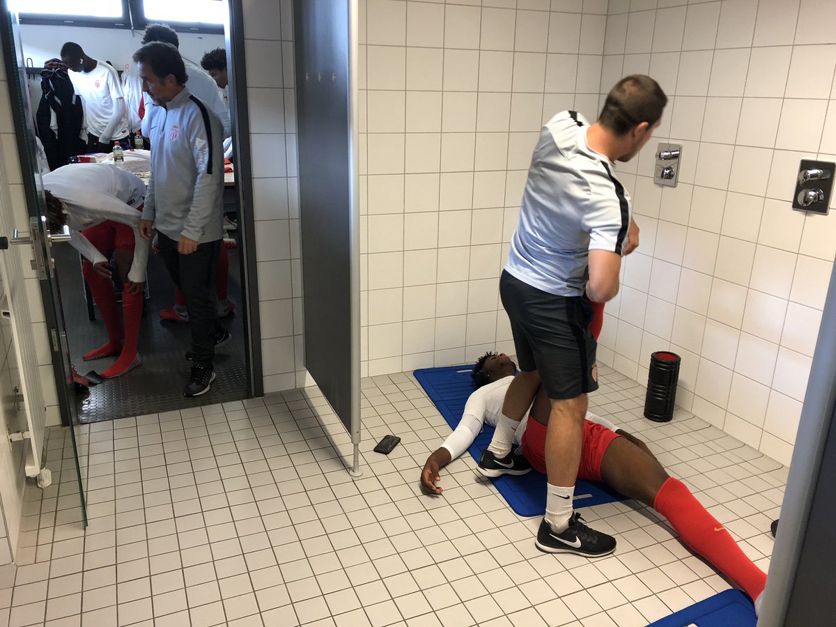 motaccard's tweet photo. 5e épisode #AcademyProject 🇲🇨
Entrez dans le vestiaire de la @UEFAYouthLeague #BVBASM
🎥 https://t.co/iPHCnWDtv4 https://t.co/5Mj3XHqKBJ