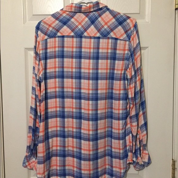 Timeless_babe's tweet photo. So good I had to share! Check out all the items I'm loving on @Poshmarkapp from @lanaraimbault #poshmark #fashion #style #shopmycloset #gap #anntaylor #anthropologie: https://t.co/JRfr22JUET https://t.co/aECiWtaolk