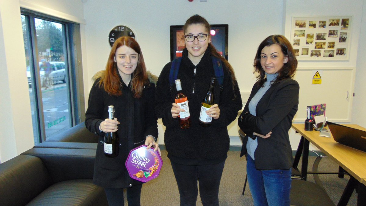 IMUVELETTINGS's tweet photo. *STUDENTS* WE ARE GETTING READY TO ROCK AND ROLL FOR NEXT YEAR - OUR STUDENT LIST FOR SEPT 2019 MOVE IN IS OUT ON 01.11.2018 - GET IN TOUCH EARLY FOR THE TOP GRADE HOUSES #ASKIMUVE #IMUVE #SOUTHSEA #PORTSMOUTH #UPSU #PORTSMOUTHUNI #INCENTIVES #LETTINGS #BEERS #CHOCS #LETS https://t.co/EIsKjHroyQ
