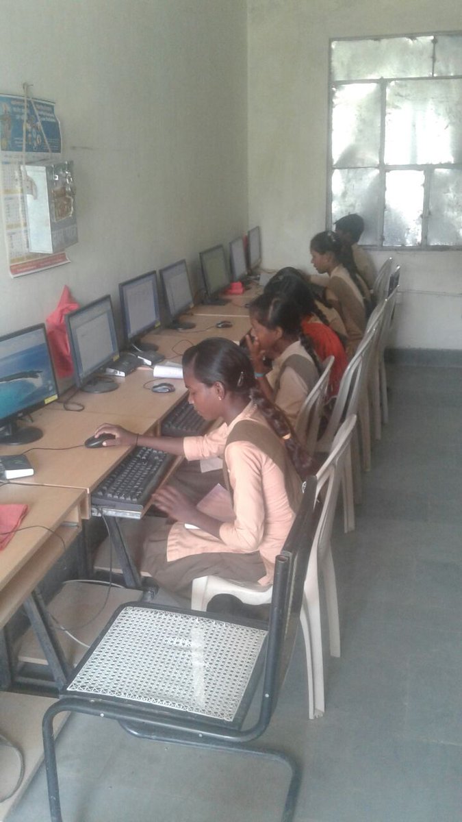 arthanvi's tweet photo. Action 4 #Inclusion.
#QuizAcademy team ensures offline learning n assessments in govt schools with no internet connectivity in rural and tribal areas.
#DigitalIndia
#ICT
#Hindi
#Moinee #ProjectUtkarsh #nexusofgood
@VasudevDevnani
@narendramodi
@PrakashJavdekar
@msisodia https://t.co/PYesA7o4g6