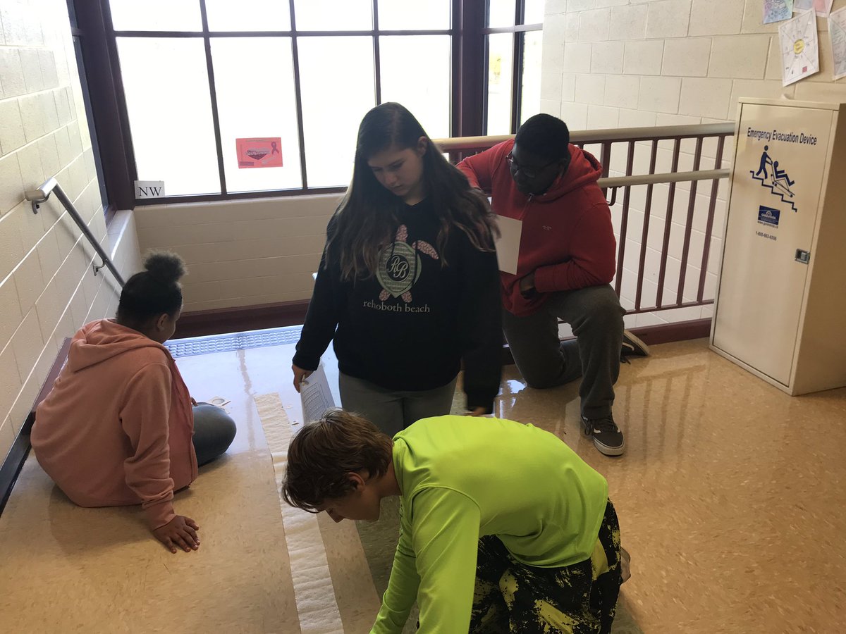 mrs_boohercw's tweet image. Toilet paper models of the solar system—each square represents almost 19 million miles!  5 squares from the sun to earth. 150 squares to Neptune! #cwway #CWMSchangemakers @CWMS_office