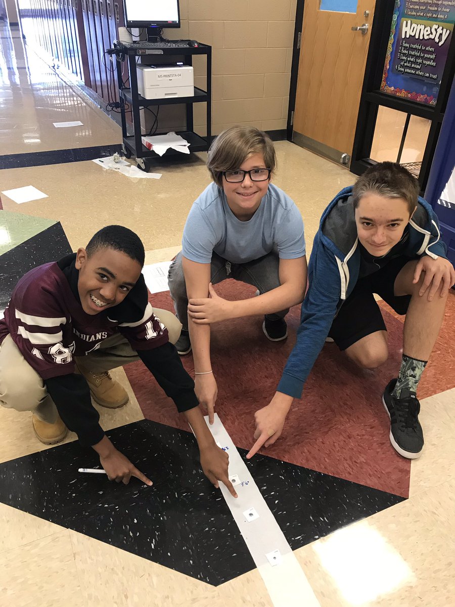 mrs_boohercw's tweet image. Toilet paper models of the solar system—each square represents almost 19 million miles!  5 squares from the sun to earth. 150 squares to Neptune! #cwway #CWMSchangemakers @CWMS_office