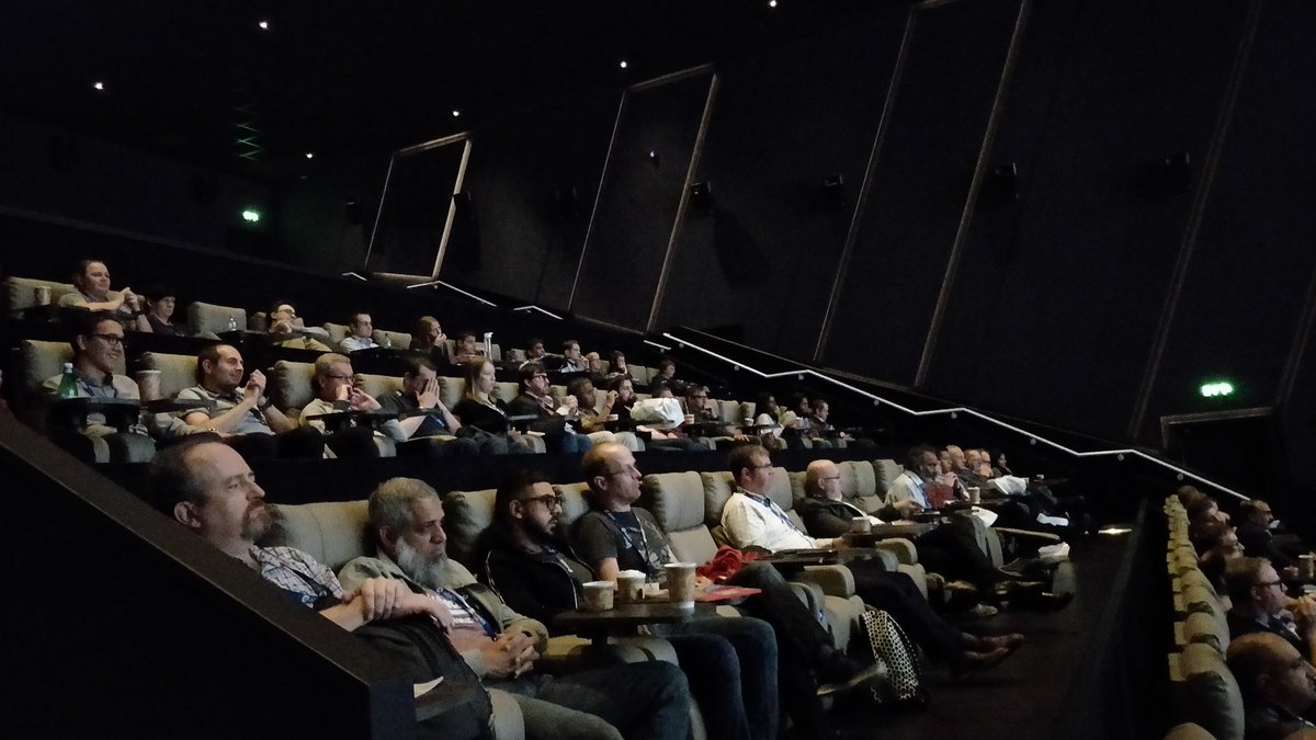 JanMulkens's tweet image. Raffle time at #DataRelay !
#SqlRelay