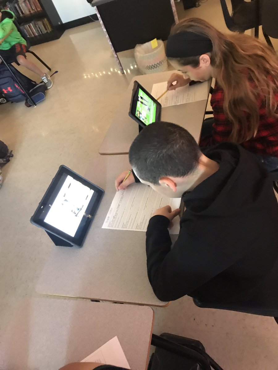 SaraRasti14's tweet photo. 6th Grade #ReadThis Gallery Walks! #Kms_mustangs #kmsela https://t.co/UMDYkYUmvm