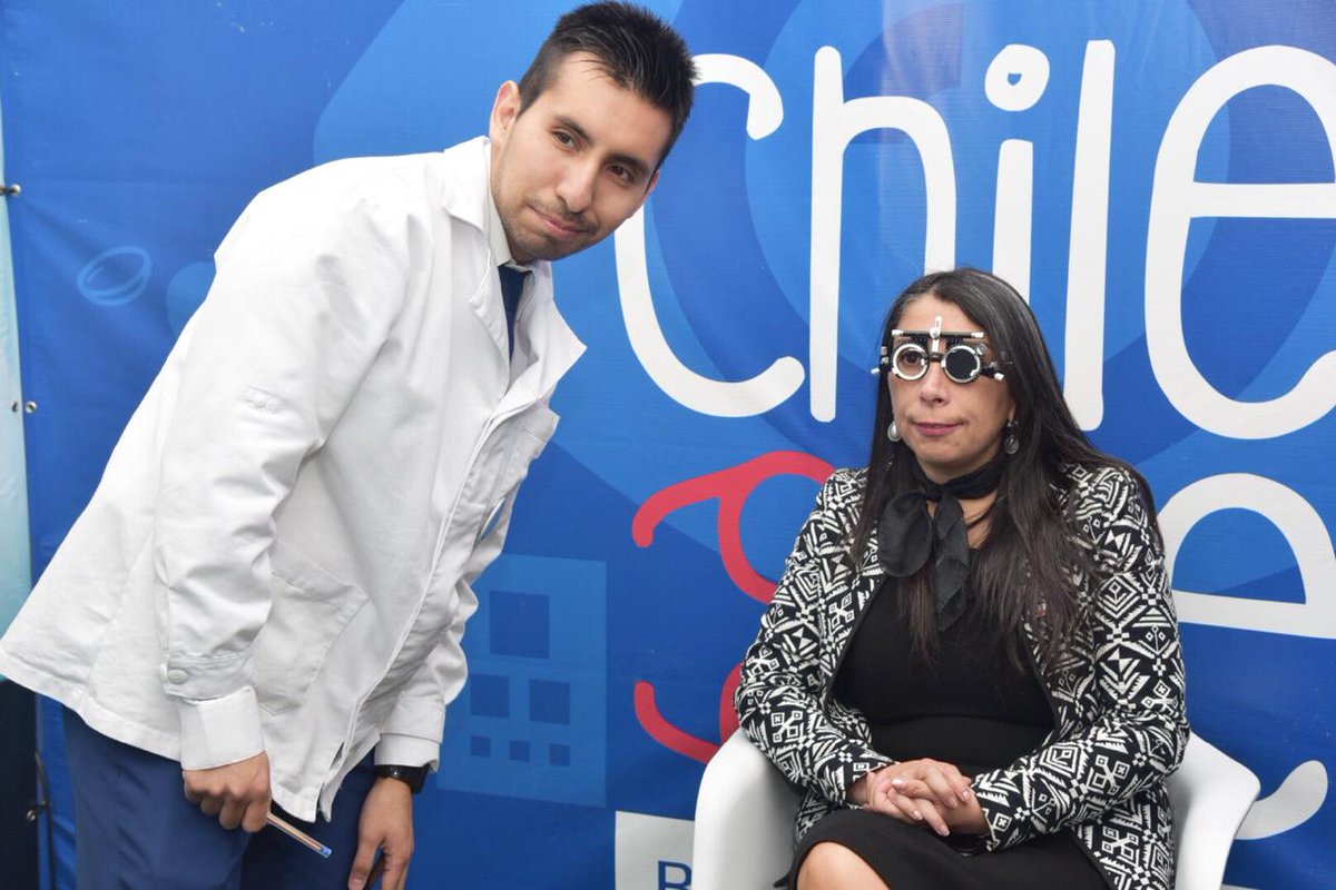 Intendenta <a href="/KarlaEnAccion/">Karla Rubilar Barahona</a> junto al Colegio de Ópticos, ópticas Schilling y <a href="/rotterykraussCL/">Rotter&Krauss</a>, lideran campaña #ChileVe, iniciativa que impulsa atenciones oftalmológicas gratuitas en gran parte de la #RMdeTodos y del país. Un gran avance en la salud de Chile  #LaSaludLaHacemosTodos