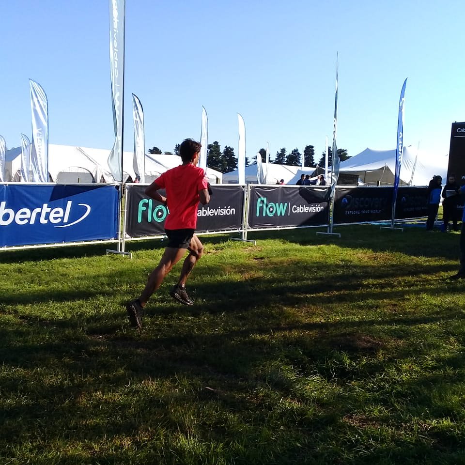 ezepauluzak's tweet photo. A esto le llamo llegar corriendo con más flow... 👀🙈
#PauluzakTRT
#PauluzakTrailRunningTeam
#PTRT
#Pauluzakers
#BeMorePauluzakers
#ReebokRunClub
#BeMoreHuman
#BeMoreRunner
#BeMoreTrailRunner
#TrailRunning
#TrailRun
#Trail
#Run
#Running https://t.co/LDABzfU7Oy
