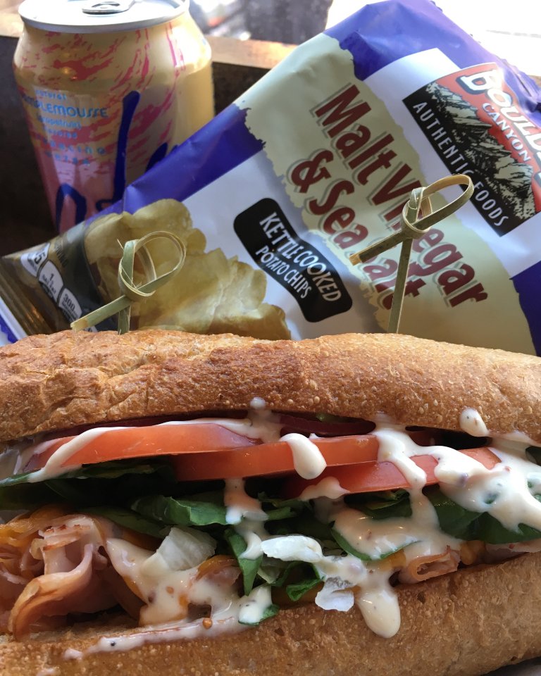 CooksFreshMkt's tweet photo. Have a break in between #ASRM2018 meeting? Cook's Fresh Market is only a few blocks away from the convention center and has gourmet breakfast and lunch options. https://t.co/bGew7z8Z6c