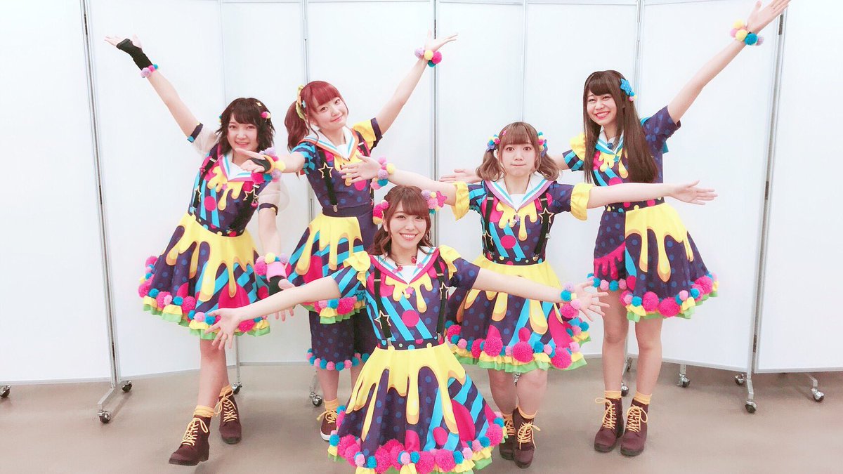 10/11はさーやとあやかを迎えて、ポピパメンバーが全員揃った日🕺🕺🕺🕺🕺🎸✨✨

とってもとっても素敵な日だよーー♪