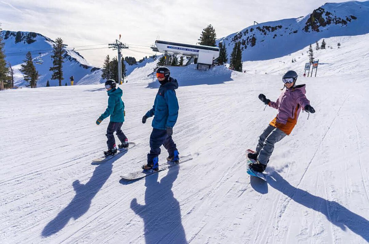 Pret Helmets tweet media