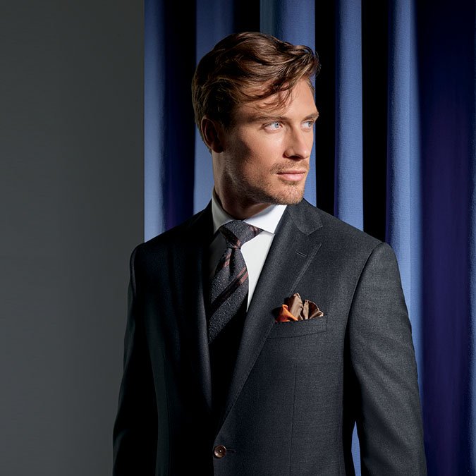 JackVictorStyle's tweet photo. The charcoal grey suit in superfine #VitaleBarberis fabric, perfect for a formal look or easy to wear with casual sportswear
#JVFALLSTYLE #VBCFABRICS #JackVictor #menswear #menfashion #menstyle #style #fall #styletip https://t.co/8GeNEXnMCP