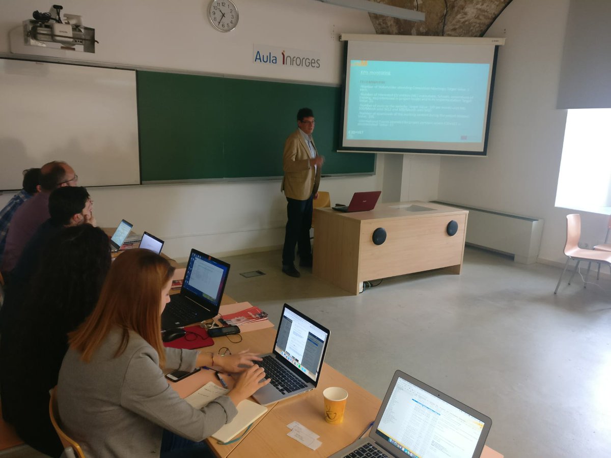 CETEM_CT's tweet photo. Hoy nos hemos reunido en la @UPCTnoticias para seguir trabajando en el proyecto #ErasmusPus @3d_vet, con el que se desarrollará una herramienta abierta que ayude a los profesores de #formaciónprofesional a educar a los alumnos en diferentes materias utilizando la #impresión3D. https://t.co/RC9xBOCU3u
