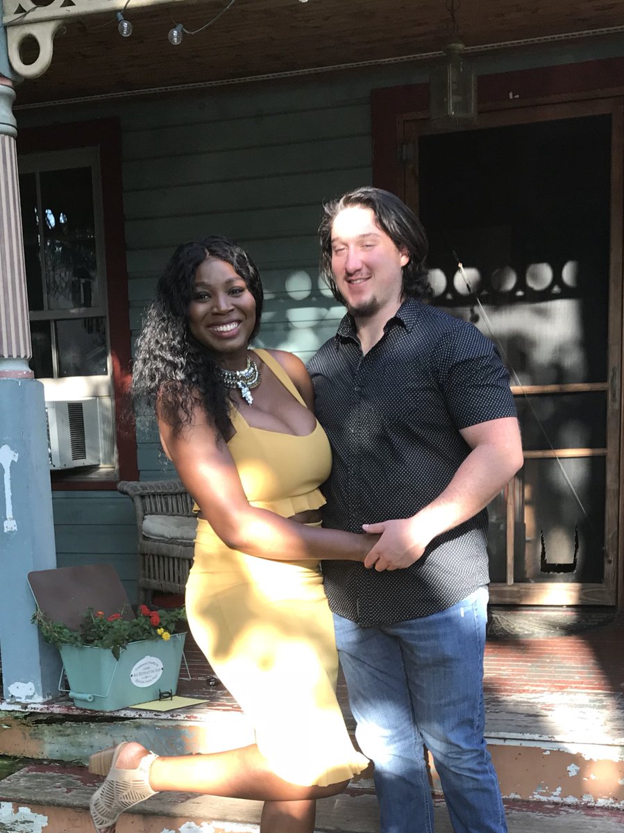__vintagedreamz's tweet photo. My boyfriend surprised me with this outfit from .@FashionNova for our 3 and a half year anniversary. I was so surprised, he knows it’s one of my favorite companies to shop at. #novababe #PR3480 #FashionNova #loveofmylife @angiabar https://t.co/yx4H58kHJE