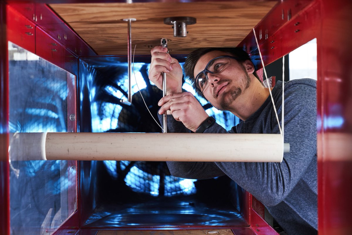MSOE's tweet photo. From Actuarial Science to User Experience and Communication Design, Business to Nursing, Architectural Engineering to Computer Science. An #undergraduate degree from #MSOE is second to none. https://t.co/VE4po5uz5I #MSOEMindset #MSOE4me https://t.co/62HMwSkChw