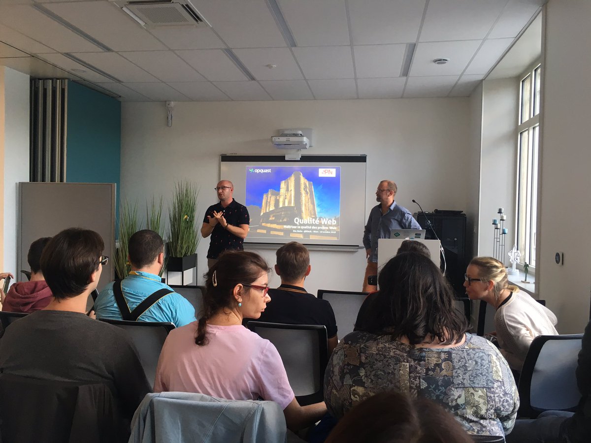 agenceWouep's tweet image. Ce soir conférence « Maitrise de la qualité en projet web » par @ElieSl d’@opquast avec le @reseauSPN à Niort. Et demain : formation ! #qualitéWeb