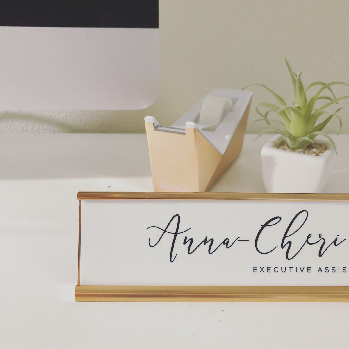 anna_cheri tweet picture