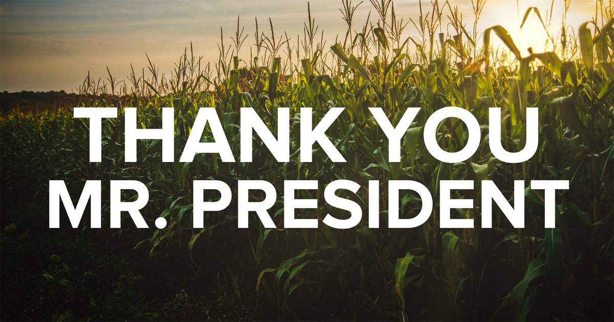 PrairieHrznAg's tweet photo. Glad to see our president @realDonaldTrump stand with farmers and rural America by allowing #E15 to be sold year-round. https://t.co/QRpTlJxx6A https://t.co/A7A1Z6o3pw