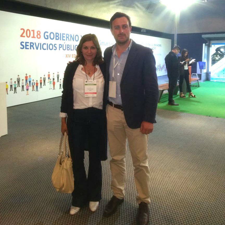 hernanralinqueo's tweet photo. Ahora con la concejal, Cecilia Pezzelatto, estamos participando en las elecciones de la Federación Argentina de Municipios #FamElige https://t.co/Ne6KxYQxo9