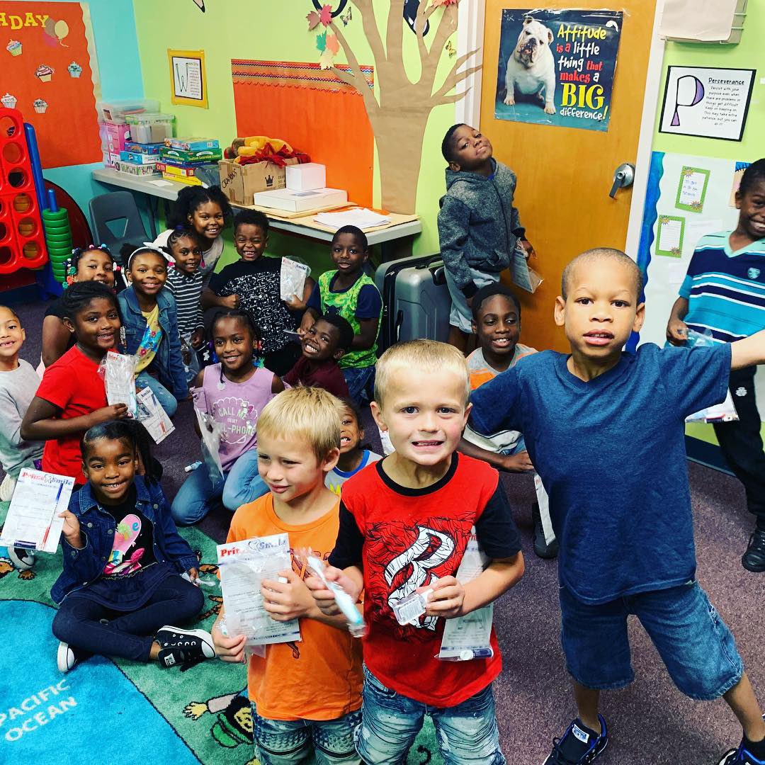 Prime_Smile's tweet photo. Just got done doing an Oral Hygiene Presentation with the wonderful kids at Champion Kidz Childcare! These kids are champions when it comes to keeping their teeth prime! #primesmile #eastsideindy #happyteeth #indy #indydentist https://t.co/sWXfd6px6O