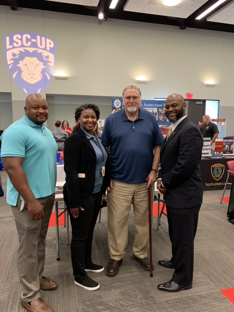 Christopher Smith tweet media