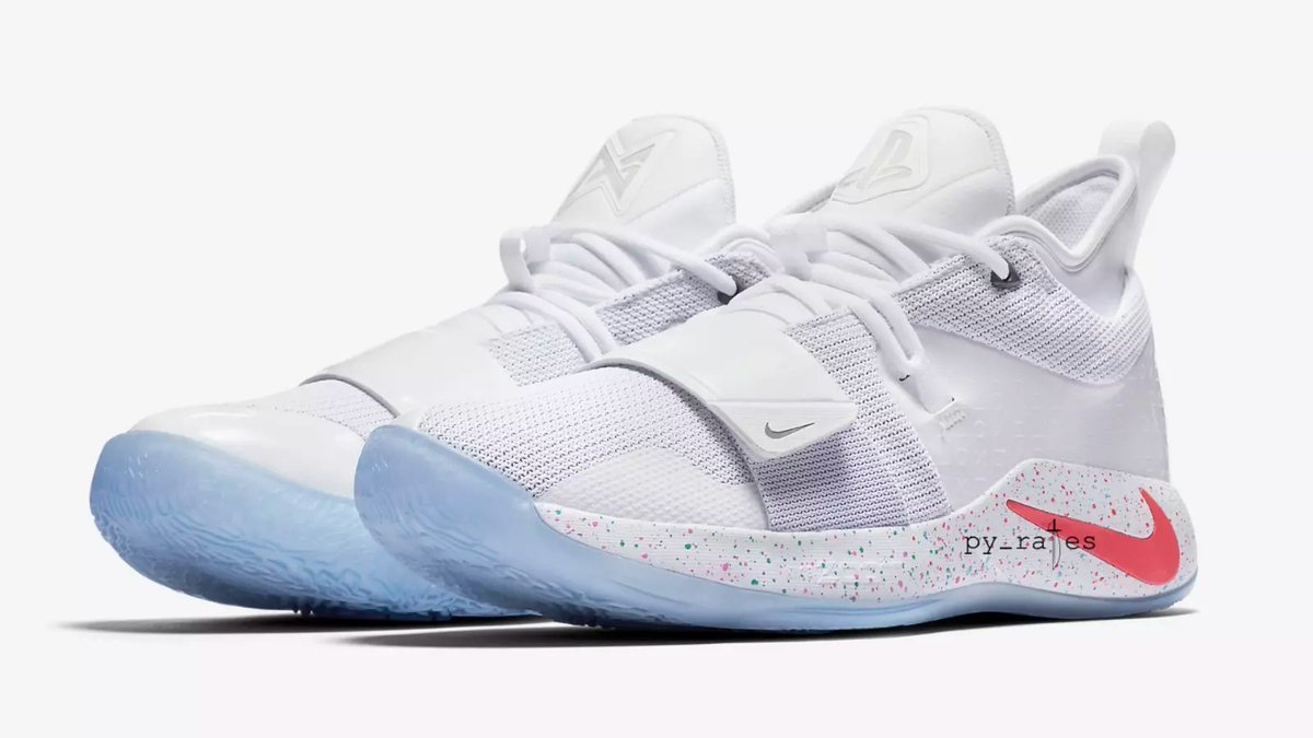 nike pg 2.5s